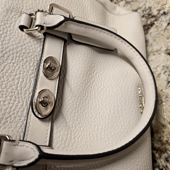 Coach Blake Carry All Purse in Cream Ivory Leather Crossbody or Shoulder - Picture 9 of 16